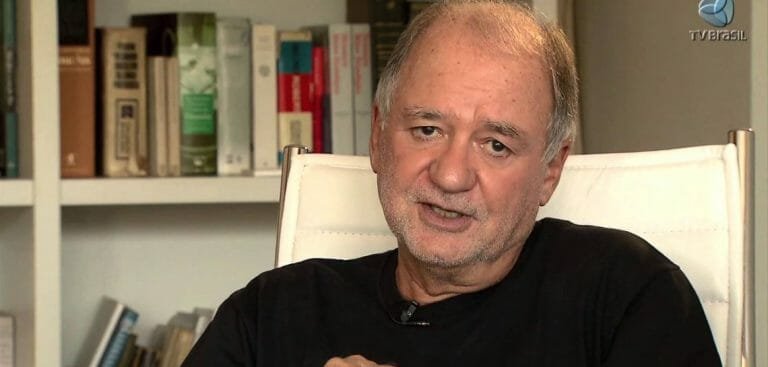 Após reclamações, autor de novela comemora pagamento recebido da Globo