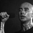 Indio Solari morre aos 77 anos e deixa vazio no rock argentino Carlos Indio Solari, ícone do rock argentino, em foto que marca sua morte aos 77 anos