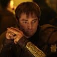 Robert Pattinson foi o único ator que pediu o roteiro a Christopher Nolan em A Odisseia Robert Pattinson em cena de A Odisseia, filme de Christopher Nolan